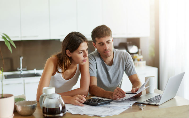 millennials save money